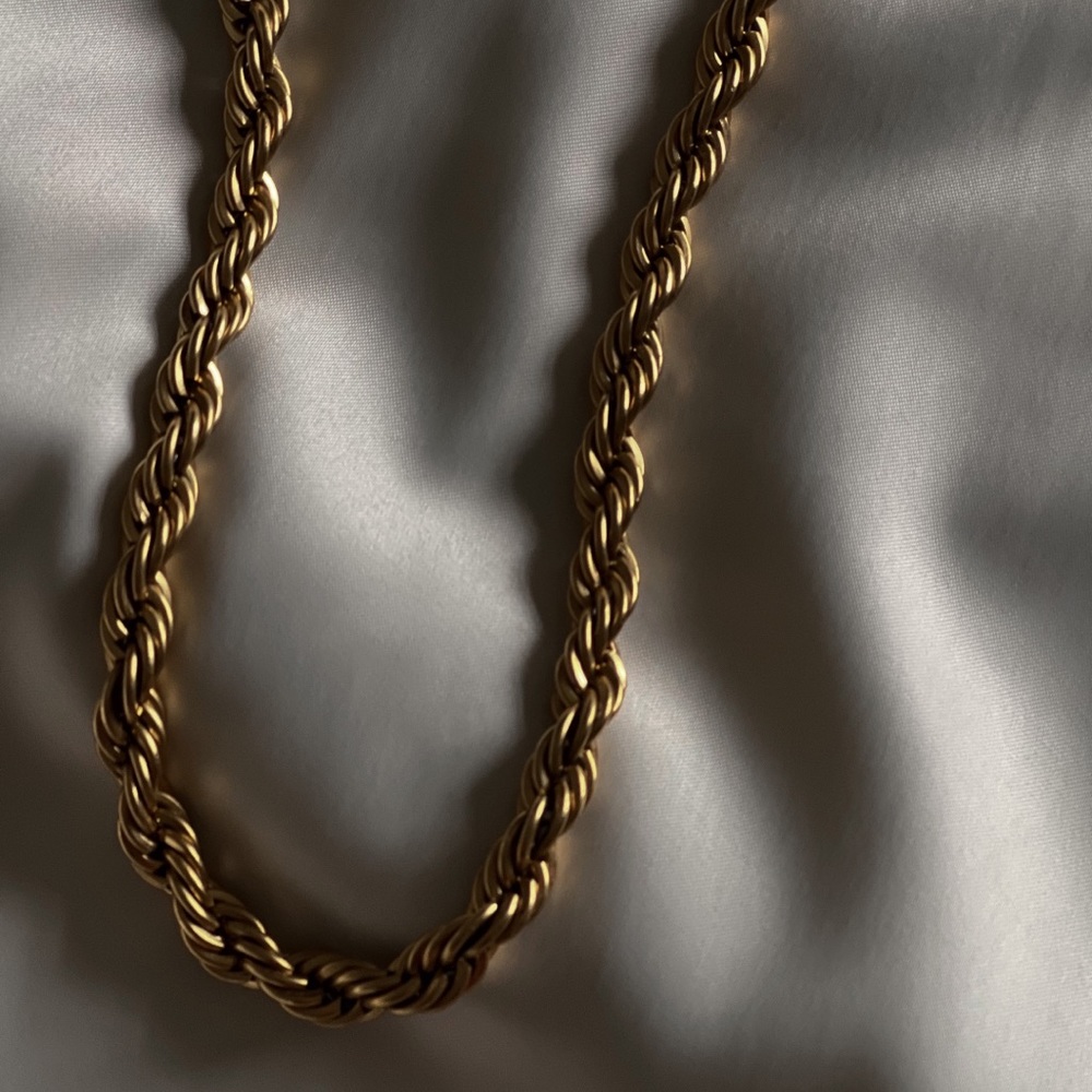 18k gold plated twisted necklace